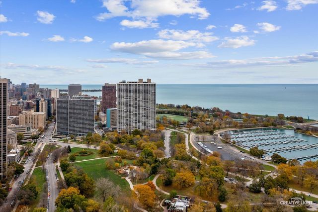 $525,000 | 2800 North Lake Shore Drive, Unit 2101 | Lake View East