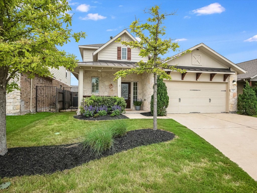 Welcome to 736 Bonnet Blvd in beautiful Rancho Sienna!