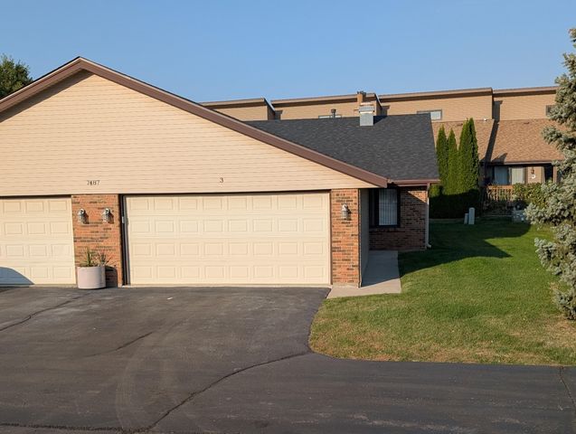 $197,400 | 7487 Colosseum Drive, Unit 3 | Rockford