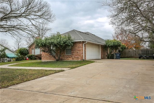 $359,000 | 507 Mill Creek Drive | Salado