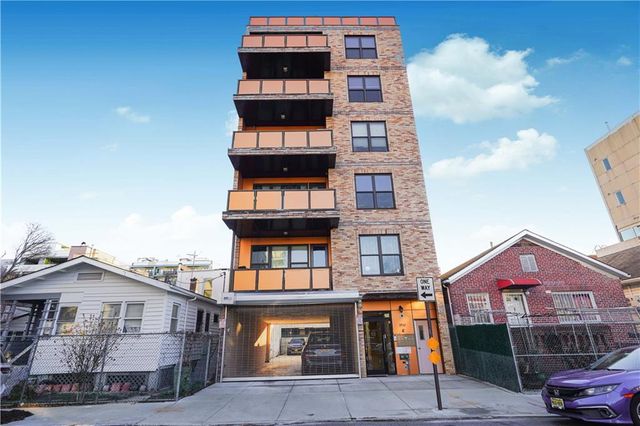 $729,000 | 2961 Brighton 3rd Street, Unit 4 | Brighton Beach