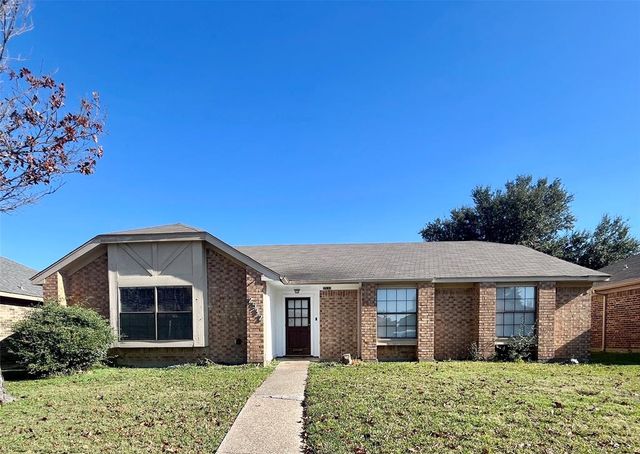 $2,200 | 2532 Independence Drive | Mesquite