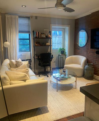 $5,500 | 95 Perry Street, Unit 14 | West Village