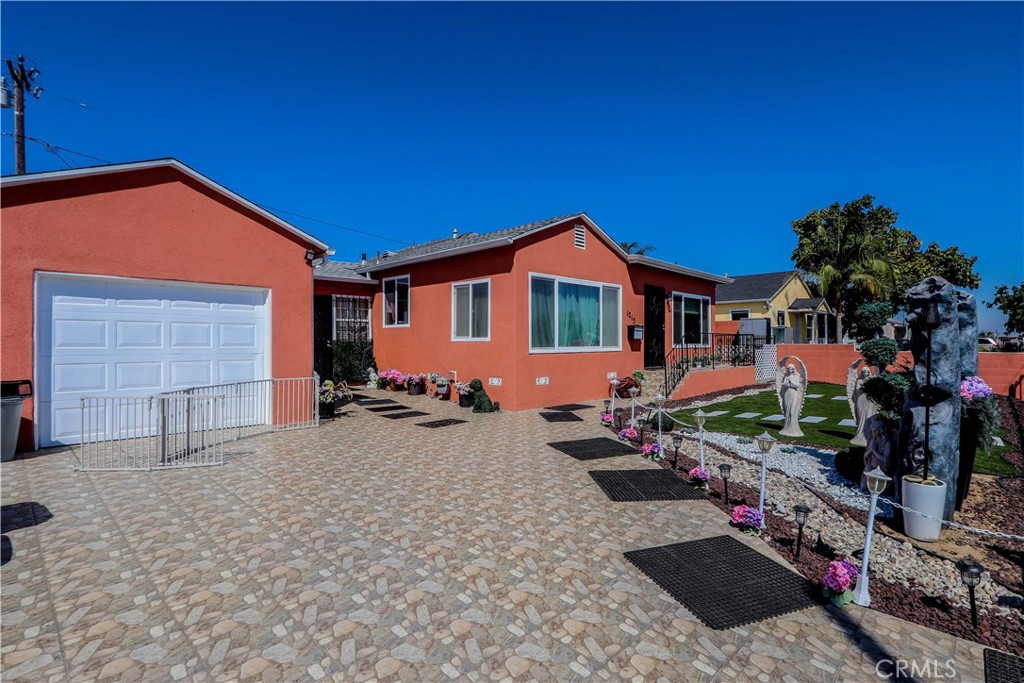 a view of a house with a patio