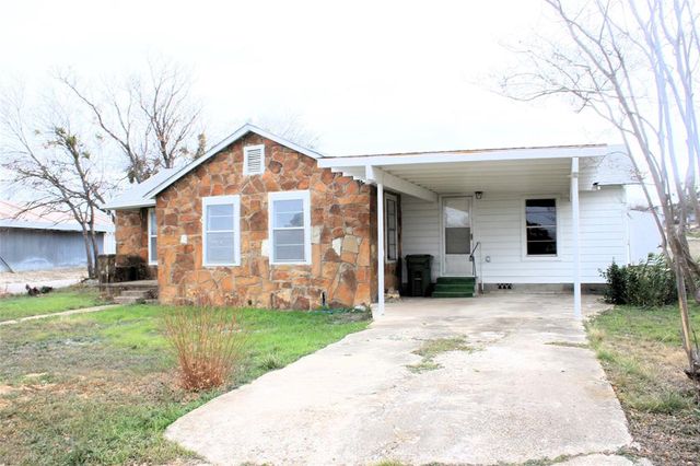 $145,000 | 708 East Church Street | San Saba