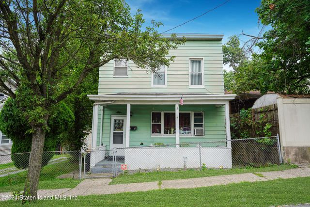 $649,900 | 29 Kingsley Place | Tompkinsville