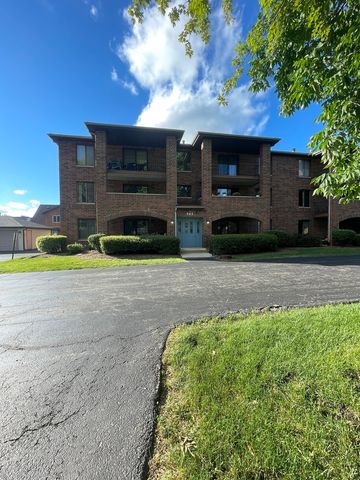 $224,900 | 465 Valley Drive, Unit 302 | Naperville