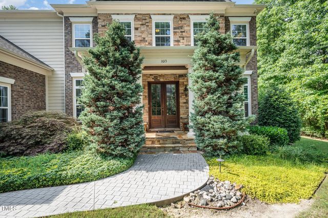 $1,498,900 | 1013 Shagbark Court | South Grove