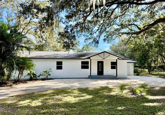 $399,990 | 2831 Magnolia Avenue | Sanford