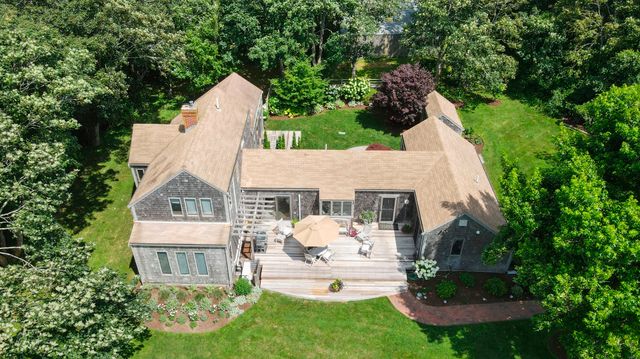 $3,500,000 | 7 Oak Hollow Lane | Hummock