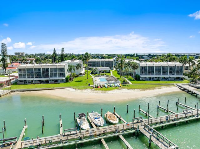 $359,000 | 1300 Seaway Drive, Unit 6 | South Beach - St. Lucie County