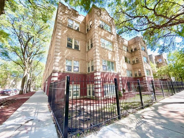 $275,000 | 4857 North Harding Avenue, Unit 1 | Albany Park