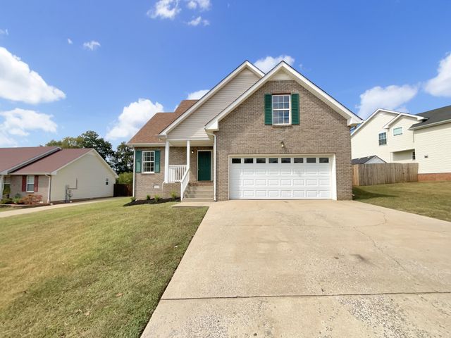 $330,000 | 3508 Clover Hill Drive | Clover Hills