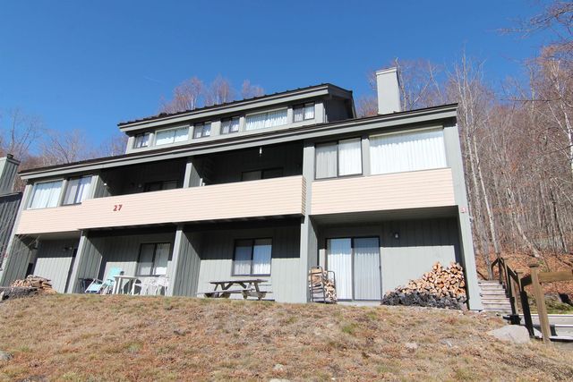 $664,900 | 27 Ravine Lane, Unit 1 | Clearbrook