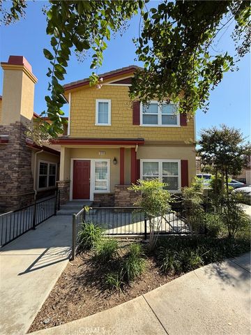 $3,500 | 1510 Orange Avenue, Unit 1006 | West Redlands