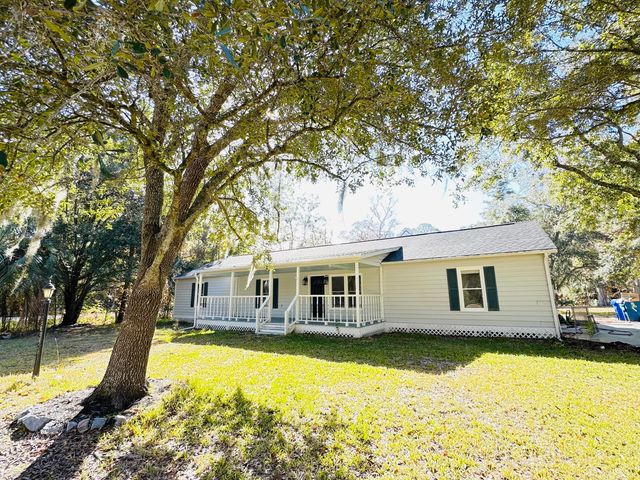 $495,000 | 1966 Suzanne Street | Cedar Spring