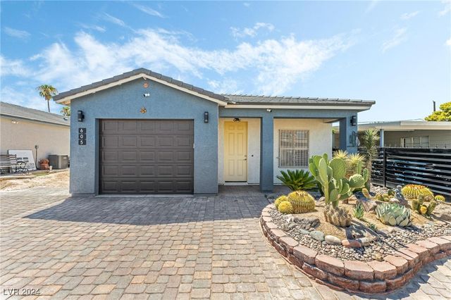 $590,000 | 605 North Yale Street | Las Vegas Square