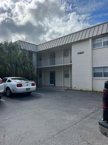 $205,000 | 10821 North Military Trail, Unit 16 | Palm Beach Gardens