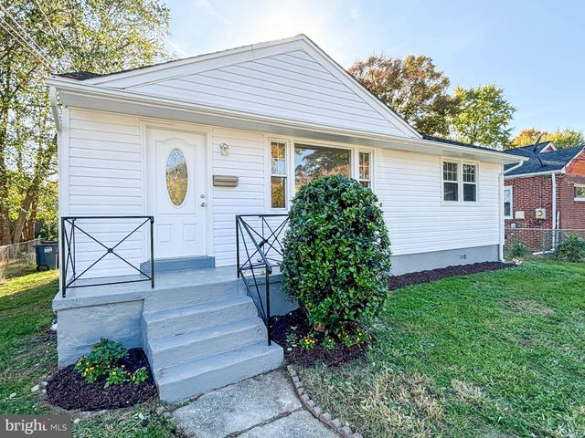 $399,900 | 4809 Nicholson Street | Riverdale Park