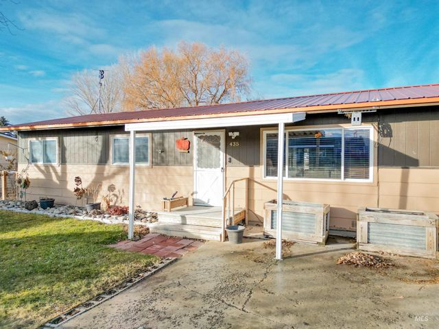 $289,000 | 435 Adeline Avenue East | Hansen