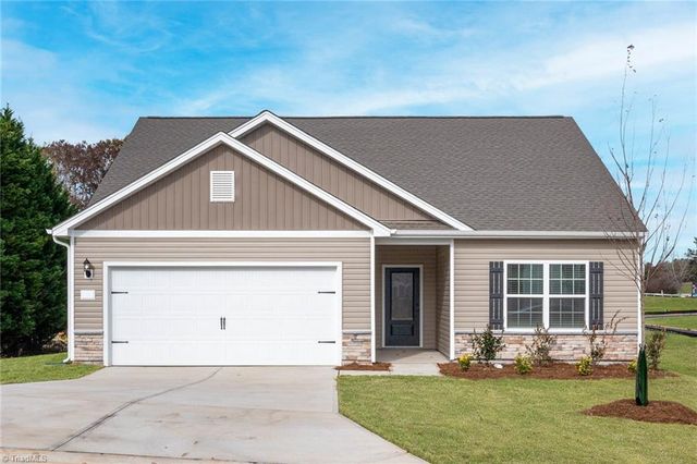 $293,900 | 208 Dixieland Court | Yadkin Township - Stokes County