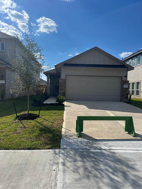 a view of backyard of house