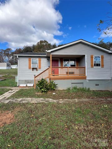 $1,150 | 1148 Wagon Wheel Road, Unit B | Hickory Township - Catawba County