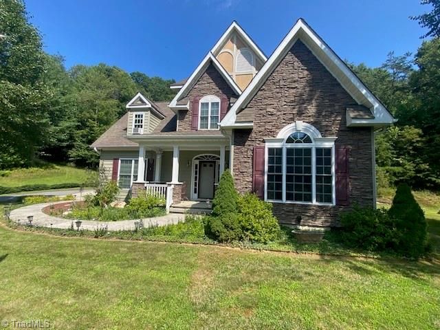 $1,500,000 | 3186 Silas Creek Road | Walnut Hill Township - Ashe County