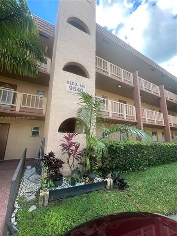 $142,000 | 9540 Sunrise Lakes Boulevard, Unit 107 | Sunrise Lakes