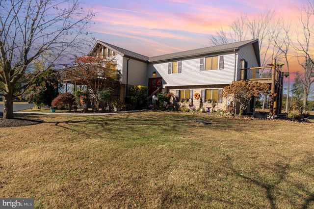 $552,000 | 39 Duck Hollow Drive