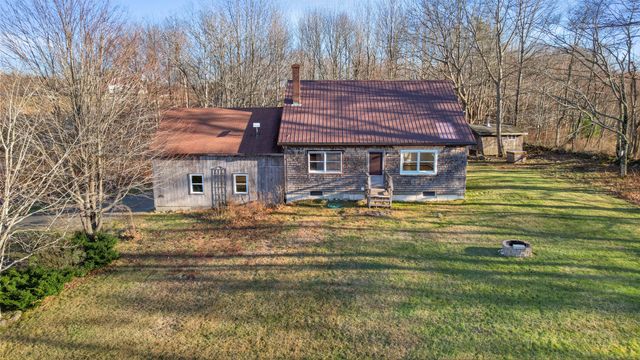 $450,000 | 20 Snow Village Road | Liberty