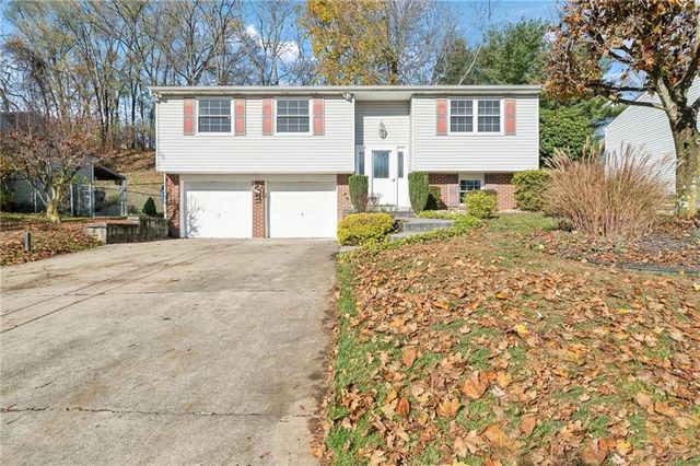 $259,900 | 1828 Ivanhoe Drive | North Huntingdon Township