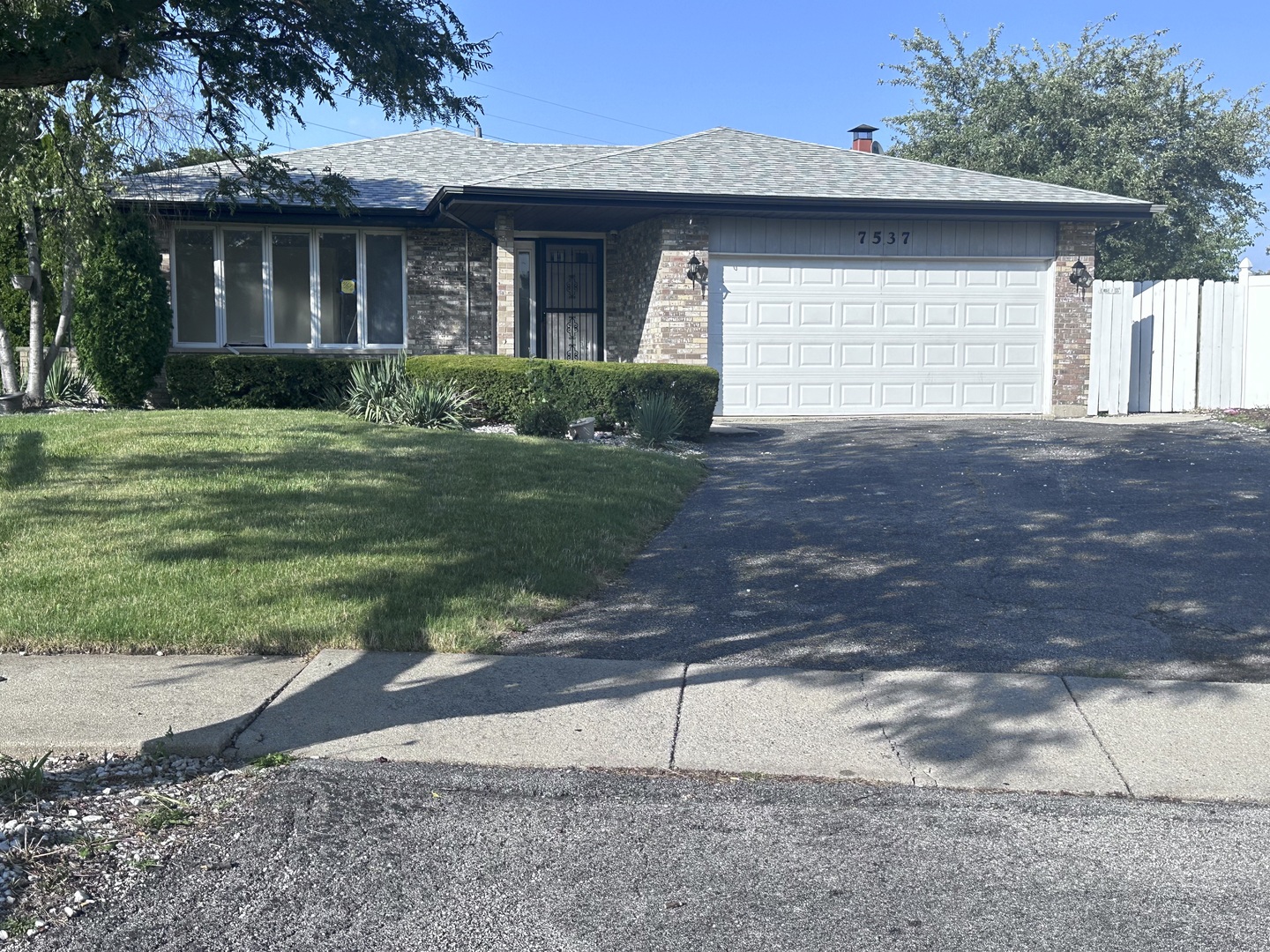 a front view of house with yard