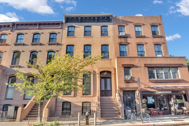 $16,750 | 205 Dekalb Avenue, Unit 3 | Fort Greene