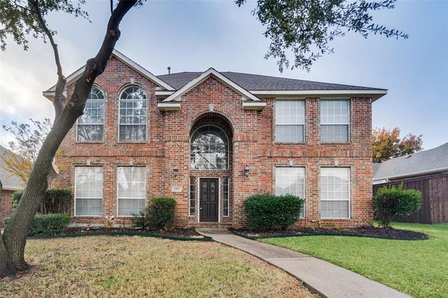 $629,000 | 2412 Frosted Green Lane | Plano