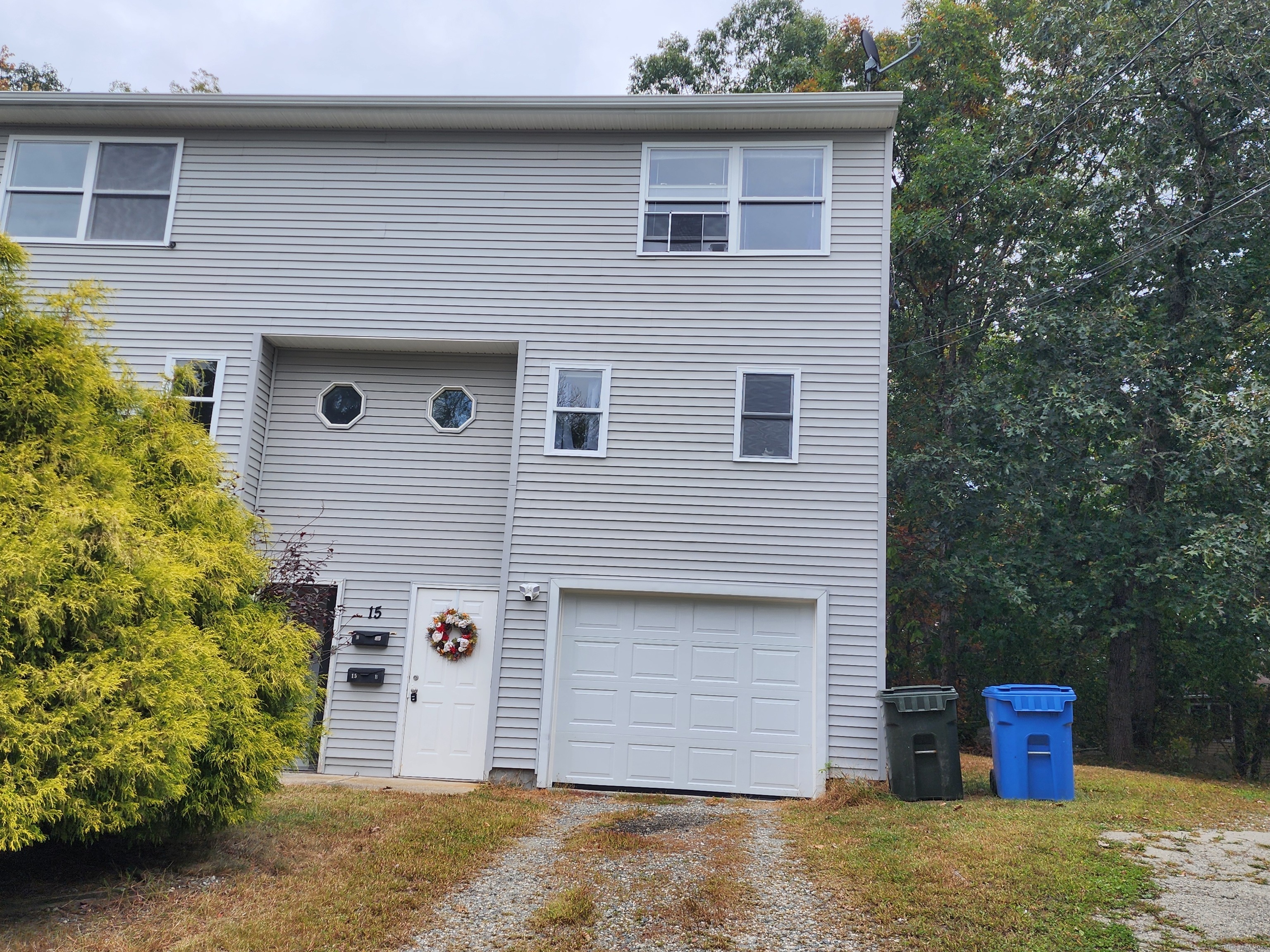 a front view of house with yard