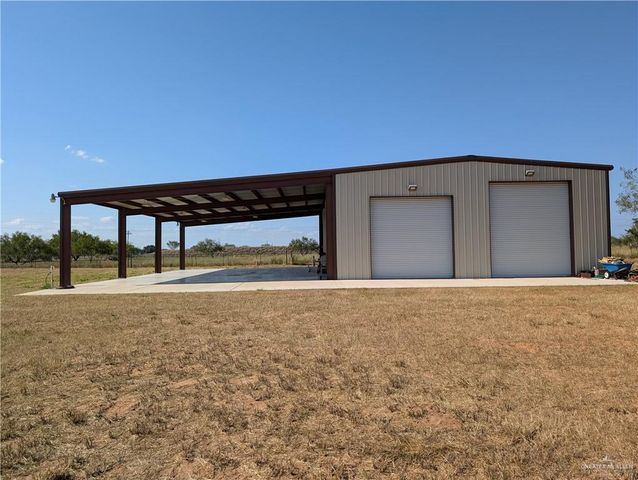 $480,000 | 24618 Rio Colorado Road | Linn