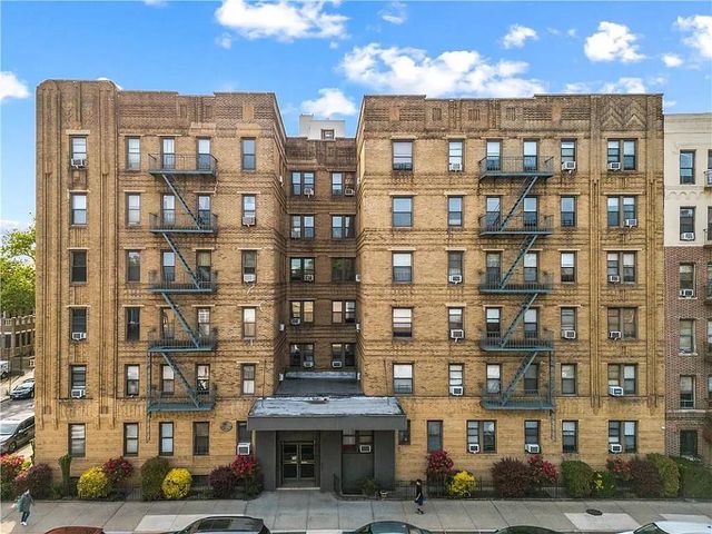 $329,000 | 8020 4th Avenue, Unit D5 | Bay Ridge