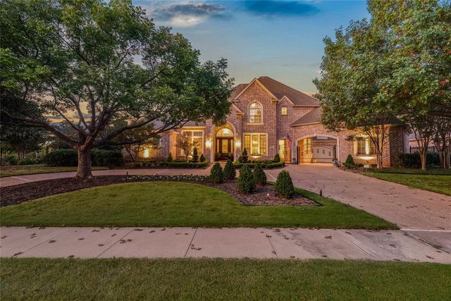 $1,695,000 | 2000 Thames Trail | North Colleyville