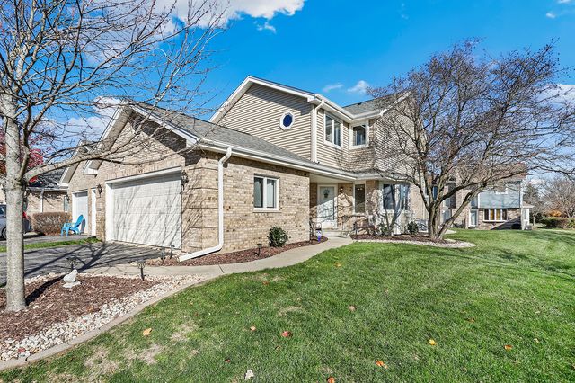 $329,900 | 11350 Lakebrook Court | Orland Park