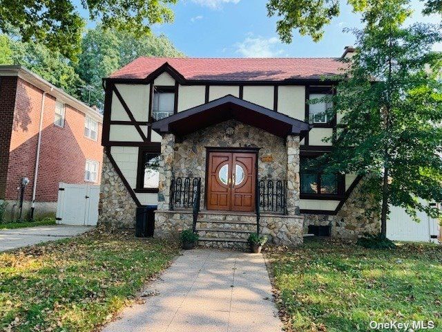 $2,250,000 | 182-46 80th Drive | Jamaica Estates