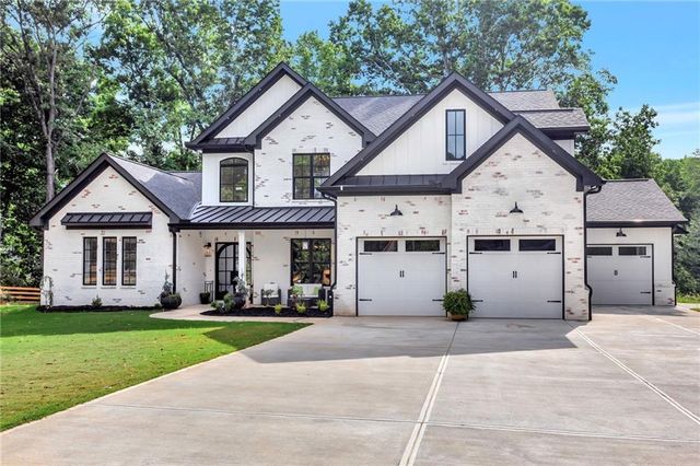 $1,099,000 | 801 Braselton Highway