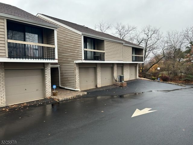 $339,000 | 19 Hillside Court | Union Township - Hunterdon County