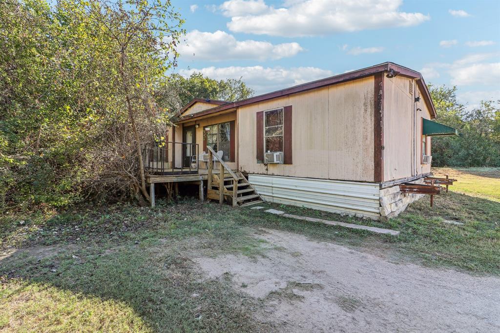 Manufactured / mobile home with cooling unit