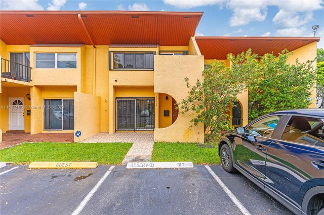 $410,000 | 13731 Southwest 84th Street, Unit F | Glenvar Heights