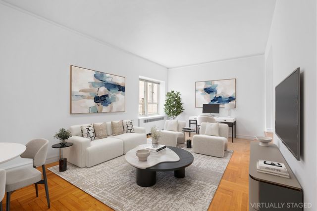 $649,000 | 155 West 20th Street, Unit 6J | Chelsea