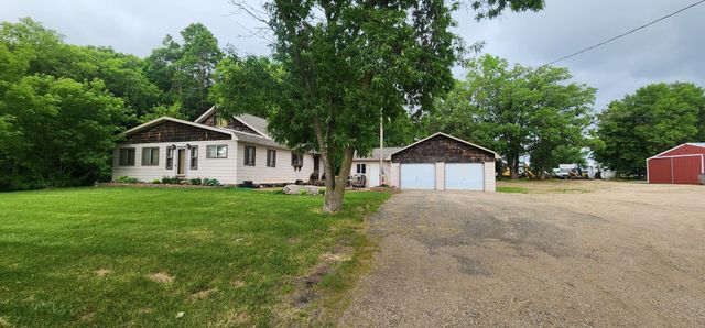 $384,500 | 14412 Co Highway 11 | Lake Eunice Township - Becker County