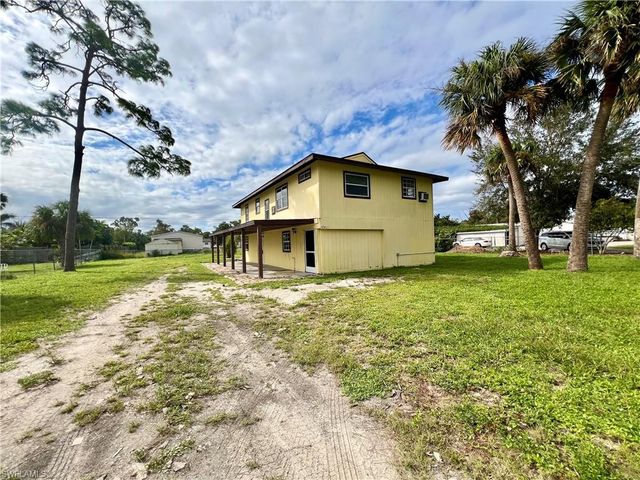 $2,200 | 8346 Tolles Drive | Suncoast Estates