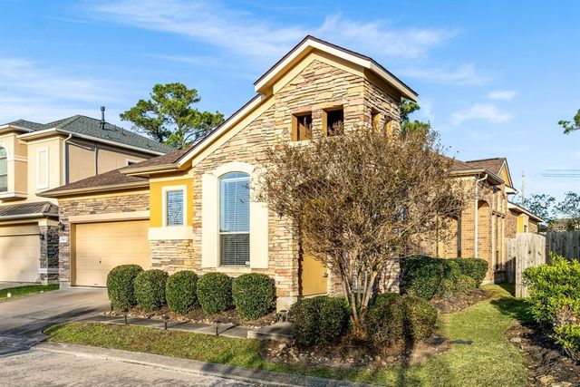 $399,999 | 3420 Cortona Lane | Friendswood