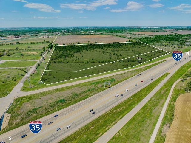 $1,800,000 | 3100 I-35 Freeway